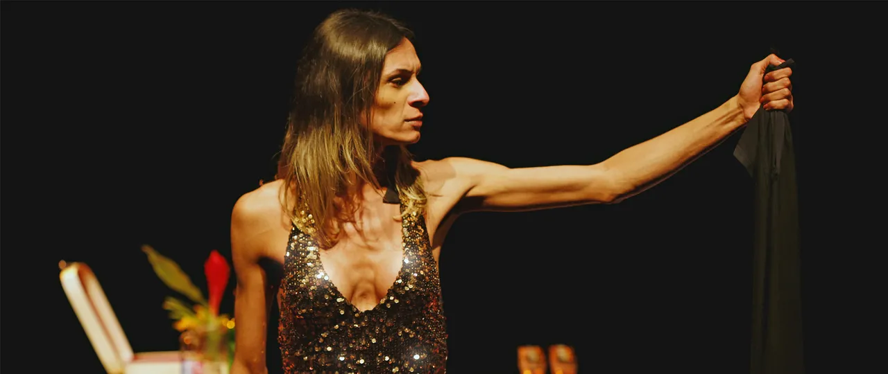 Renata Carvalho é atriz, militante e idealizadora do manifesto 