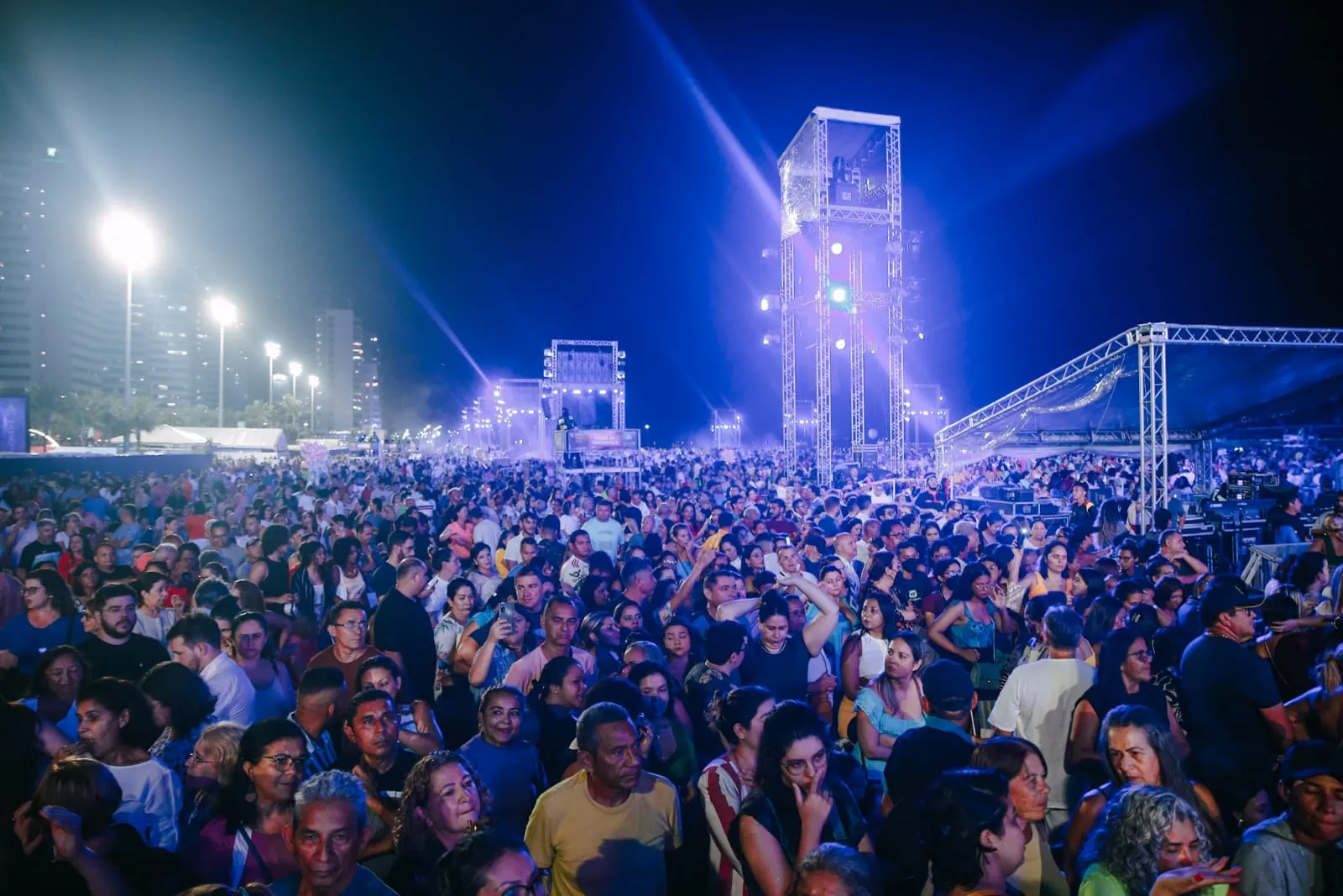 Fãs lotaram o Aterro da Praia de Iracema
