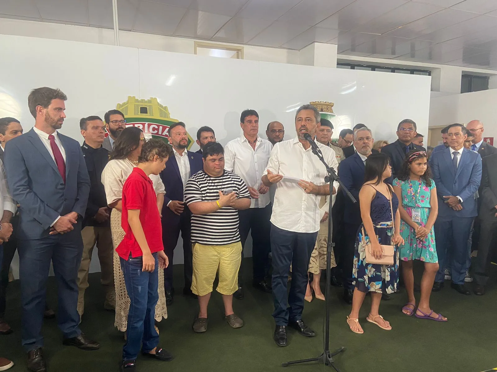 Nova unidade da Pefoce foi inaugurada pelo governador Elmano de Freitas nesta quinta-feira (11)
