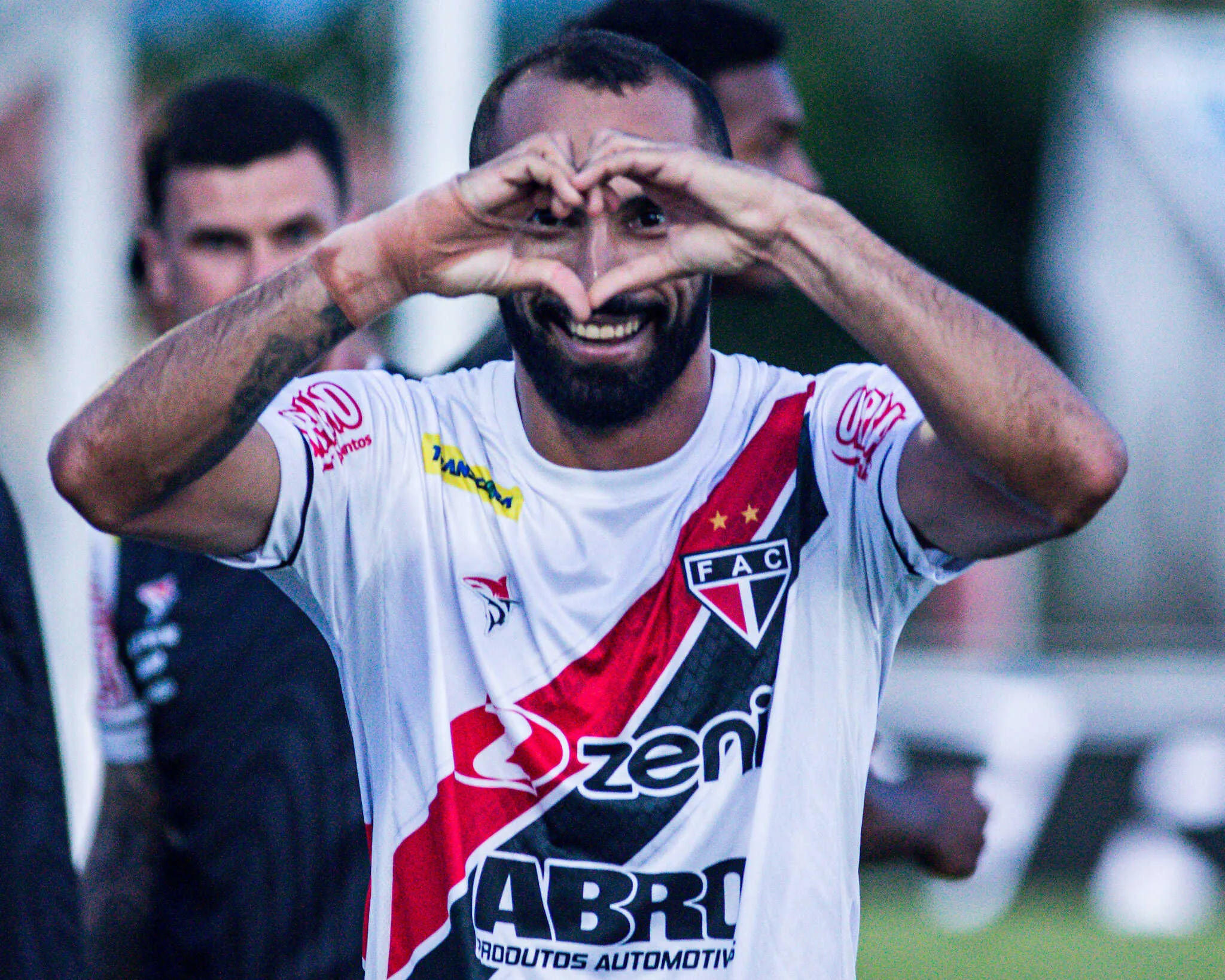 Volante Lincoln deixou sua marca no jogo