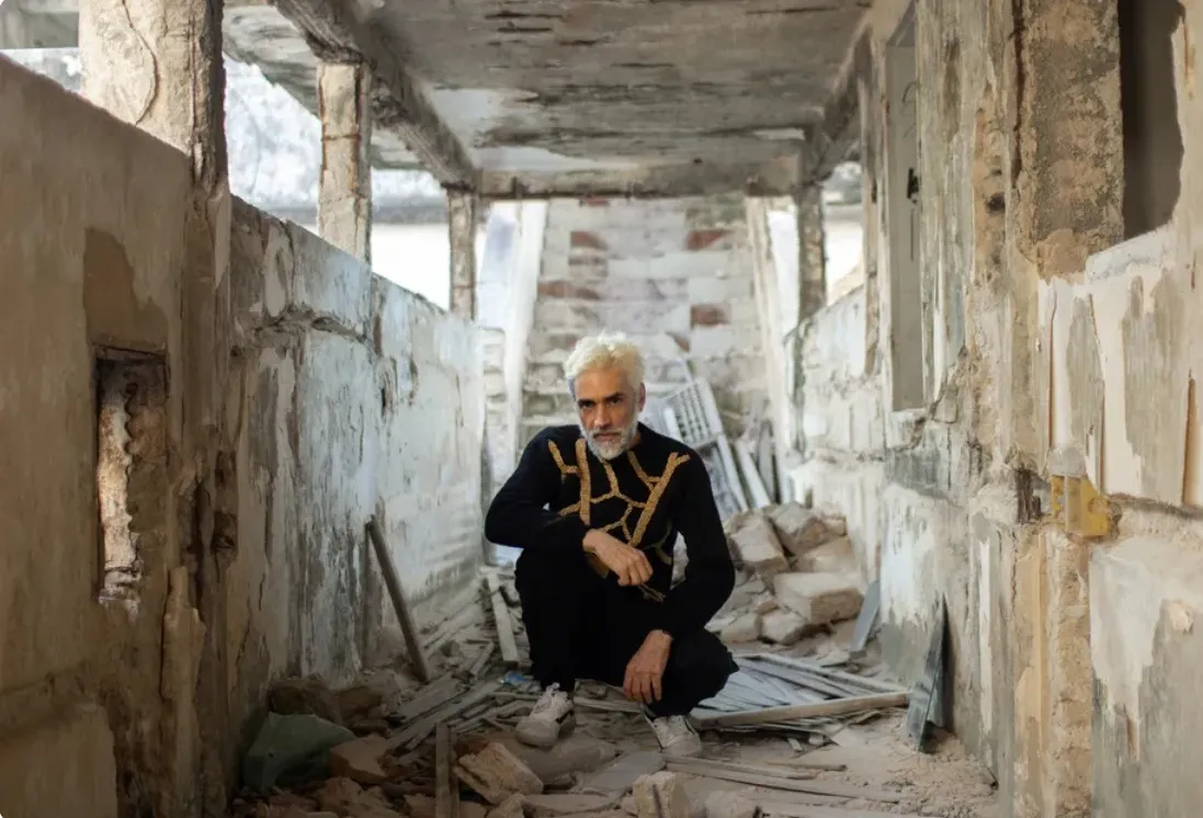 Capa do primeiro álbum solo de Fernando Catatau, lançado em 2022, foi feita nos destroços do São Pedro