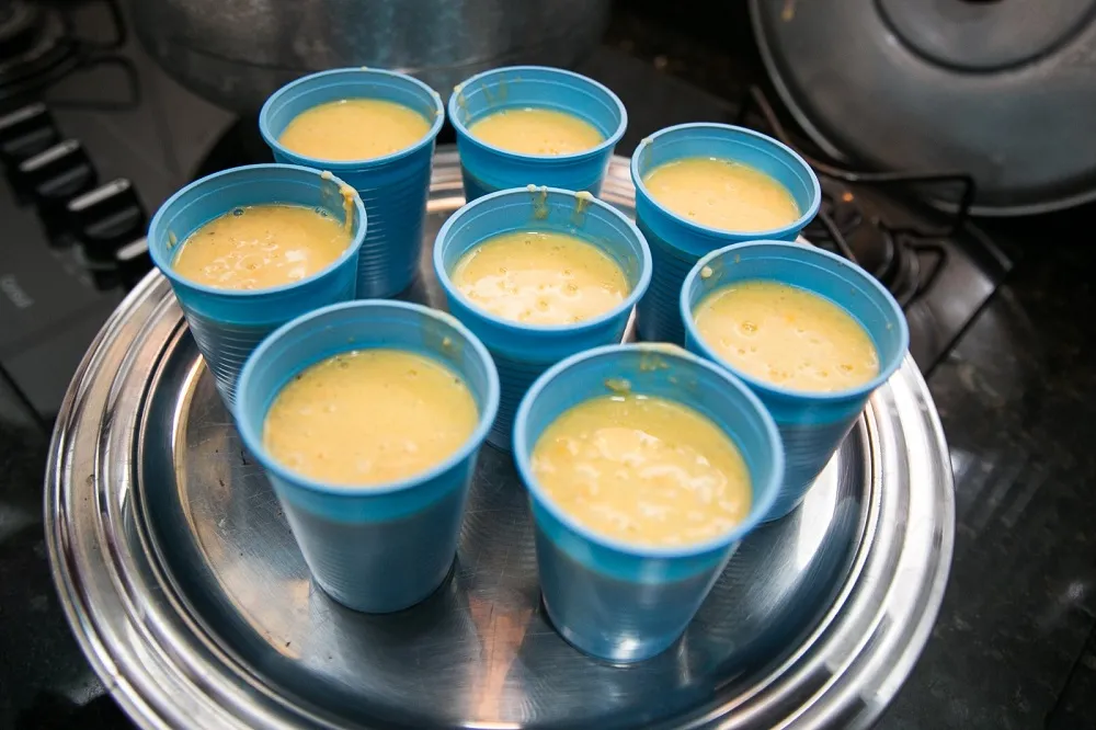 Junto ao creme de galinha e à galinha cozida, o prato aparece em diferentes situações por todo o Ceará