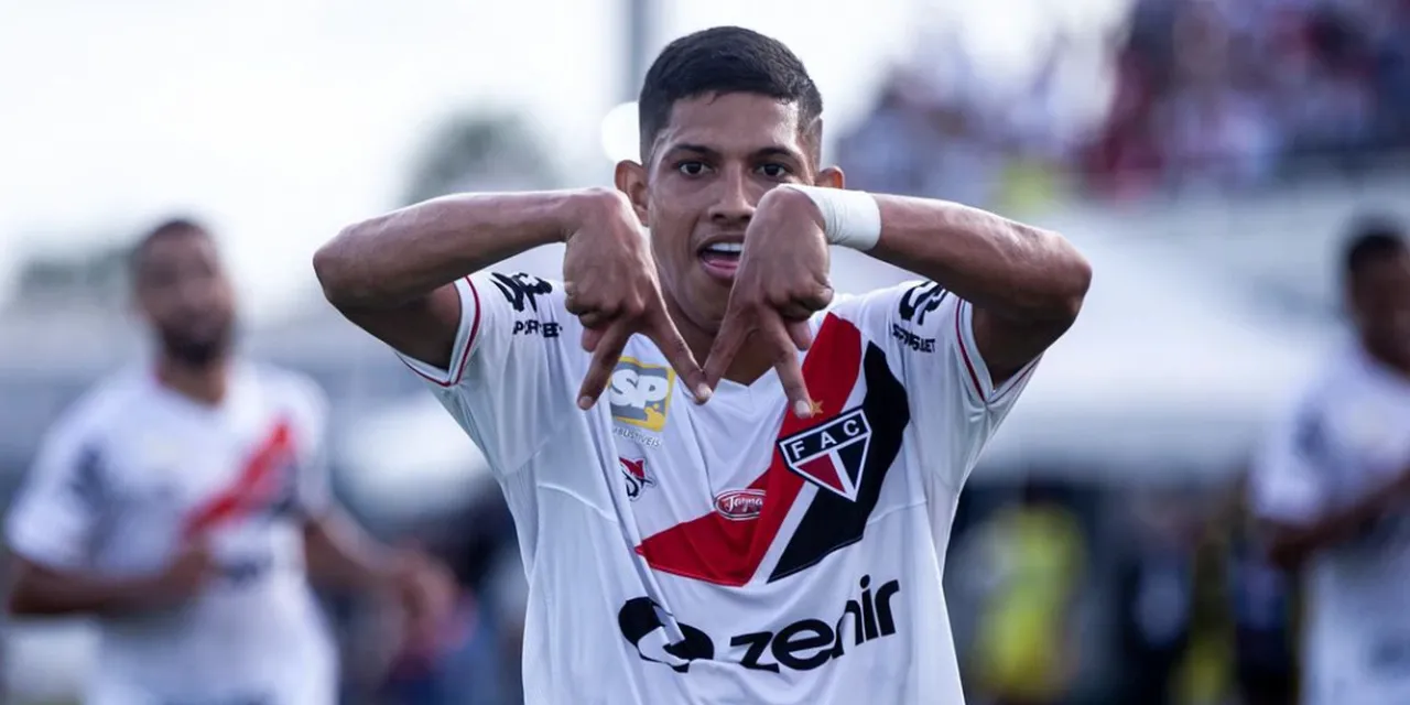 Erick Pulga atuou pelo Ferroviário durante a temporada de 2023