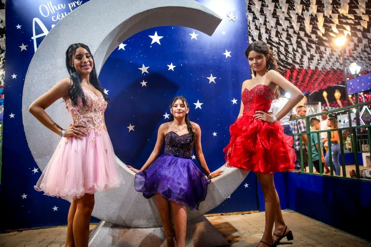 Julianny, Maria Luísa e Gabrielle realizaram juntas o sonho de debutantes