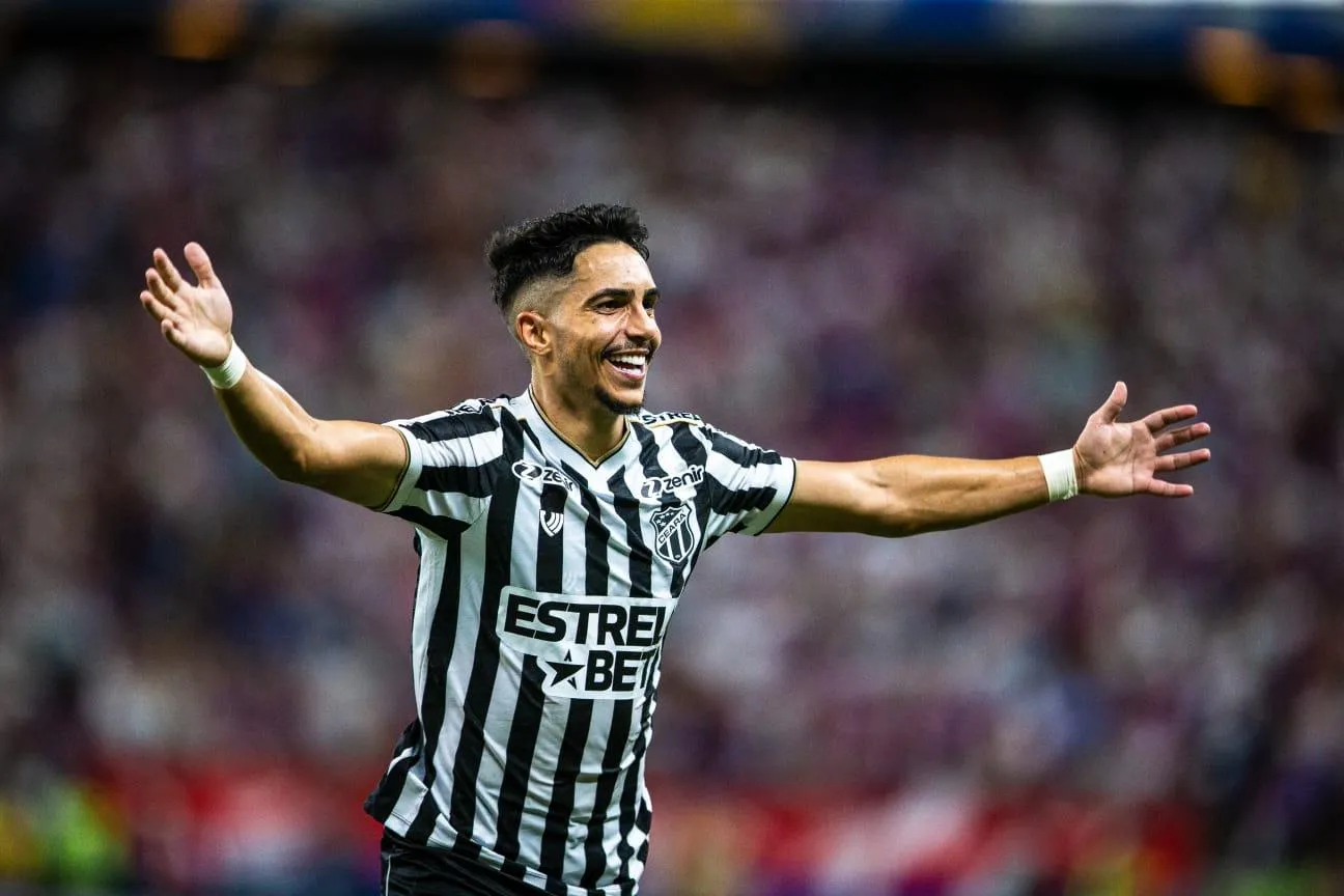 Raí Ramos durante jogo do Ceará