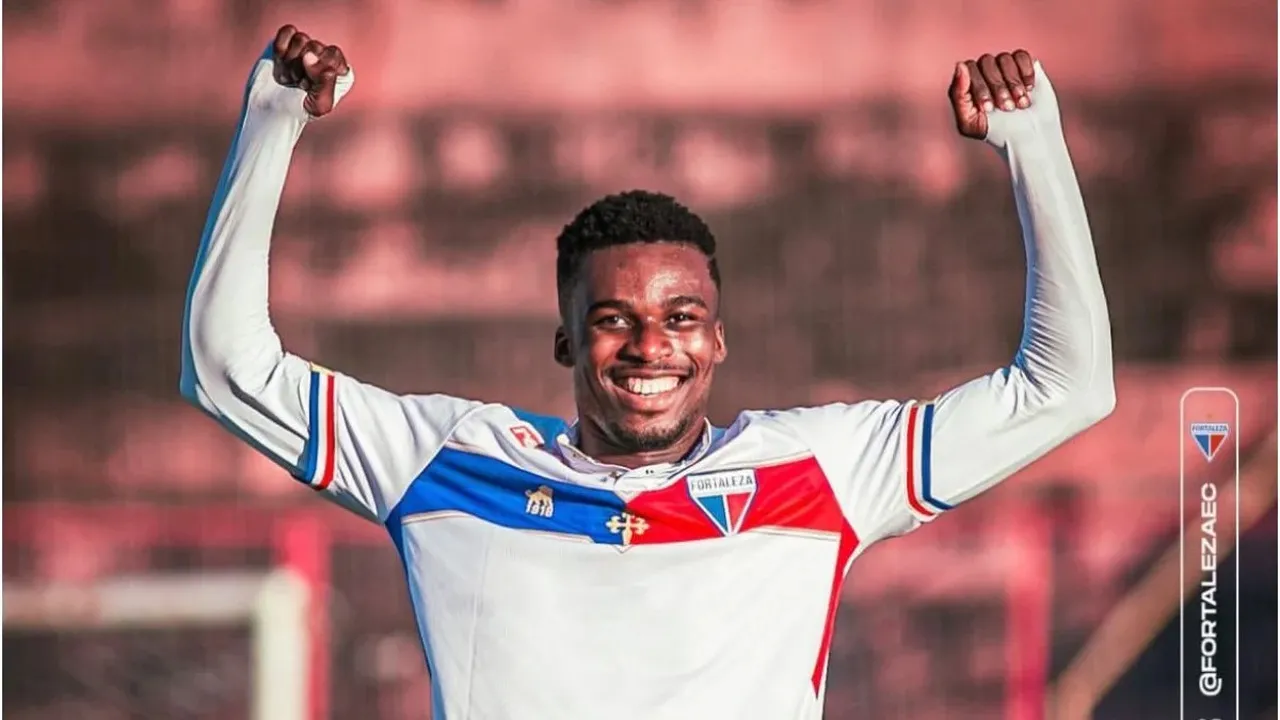 O atacante ganês Michael Quarcoo brilhou na Copinha de 2024