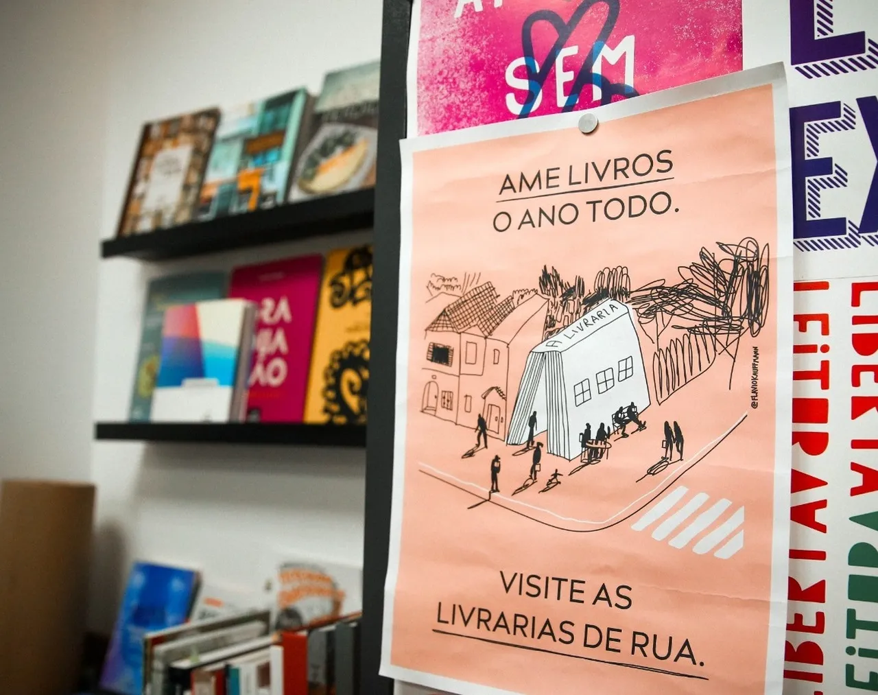 Livrarias de rua buscam formas de se manter no atual cenário do mercado