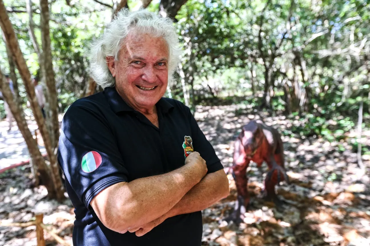 Giorgio Bonelli, idealizador do parque: paixão por dinossauros desde a infância