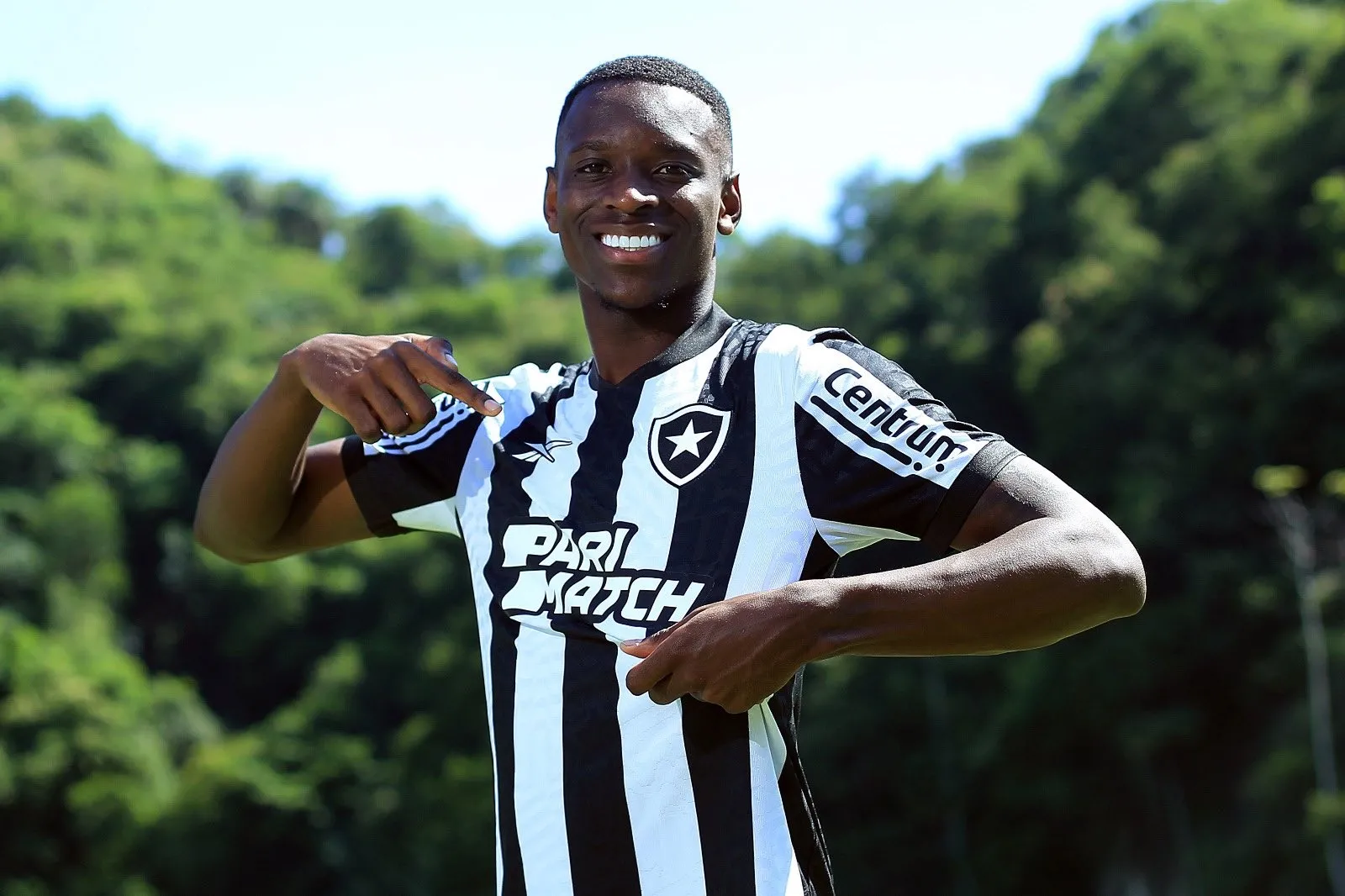 Luiz Henrique é um dos protagonistas do ataque do Botafogo