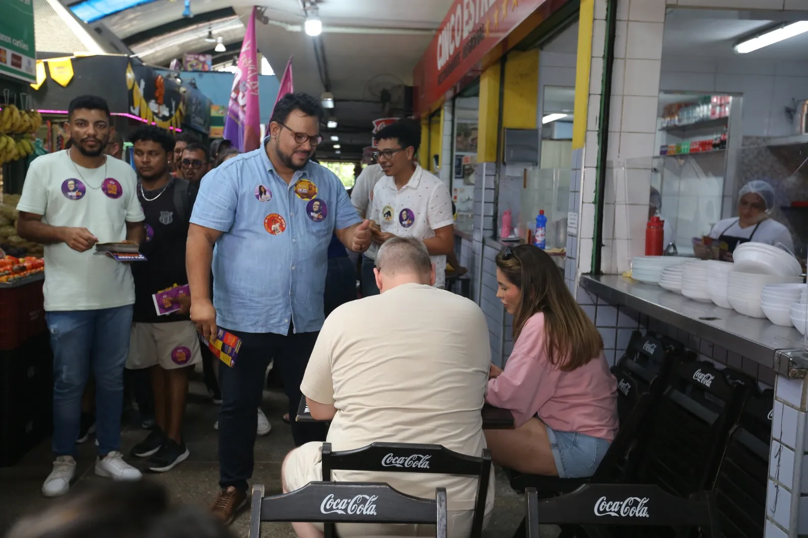 Candidato do Psol fez caminhada no Mercado São Sebastião