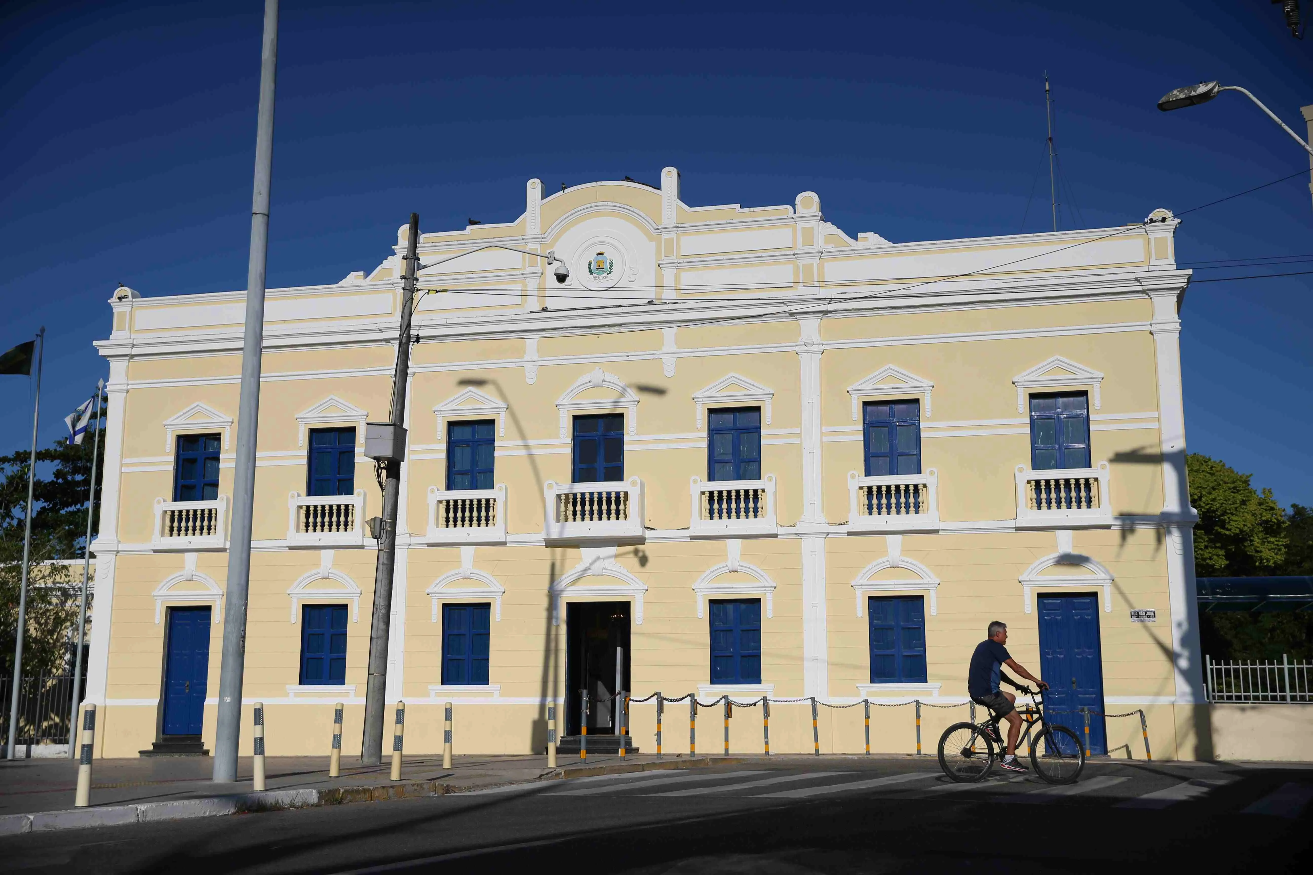 Nove prefeituráveis se lançaram na disputa pela Prefeitura de Fortaleza.