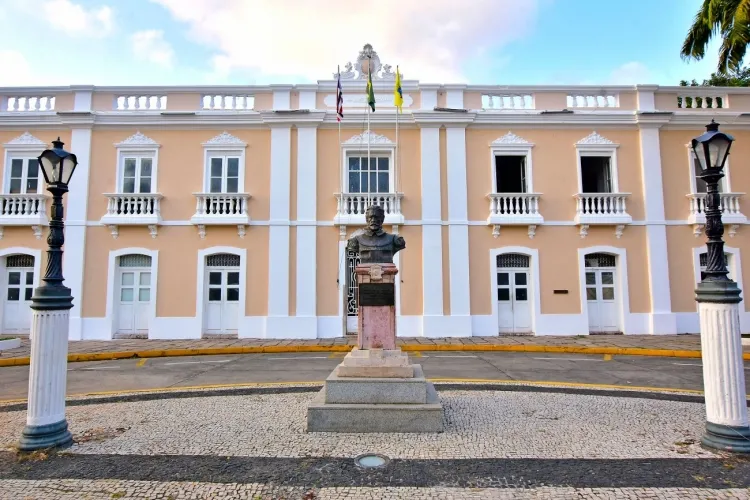 Em São Luís, PRTB, PSB, PSD, PDT, Solidariedade, Psol, PSTU e Novo colocaram nomes para concorrer pela prefeitura.