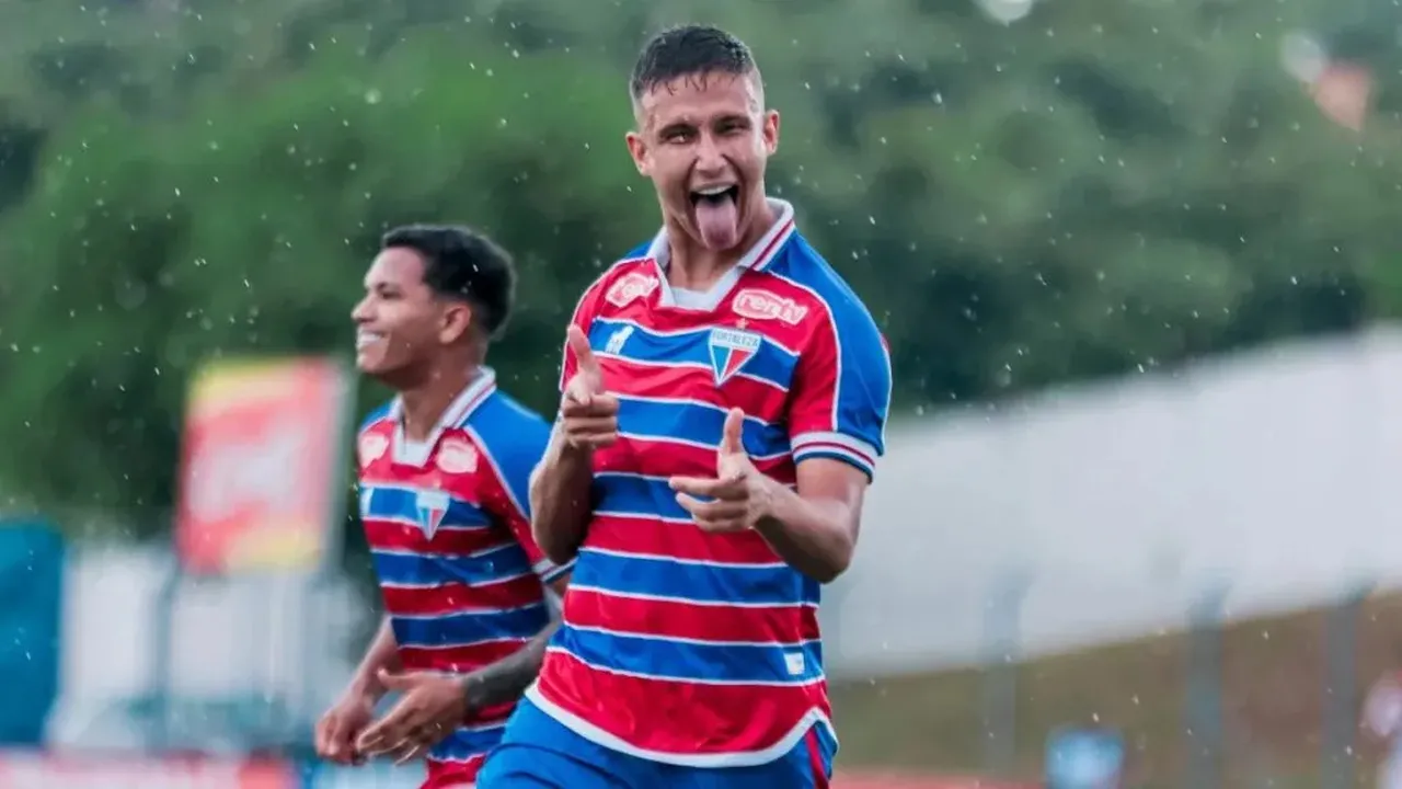 Iarley brilhou na base e depois foi integrado ao profissional do Fortaleza
