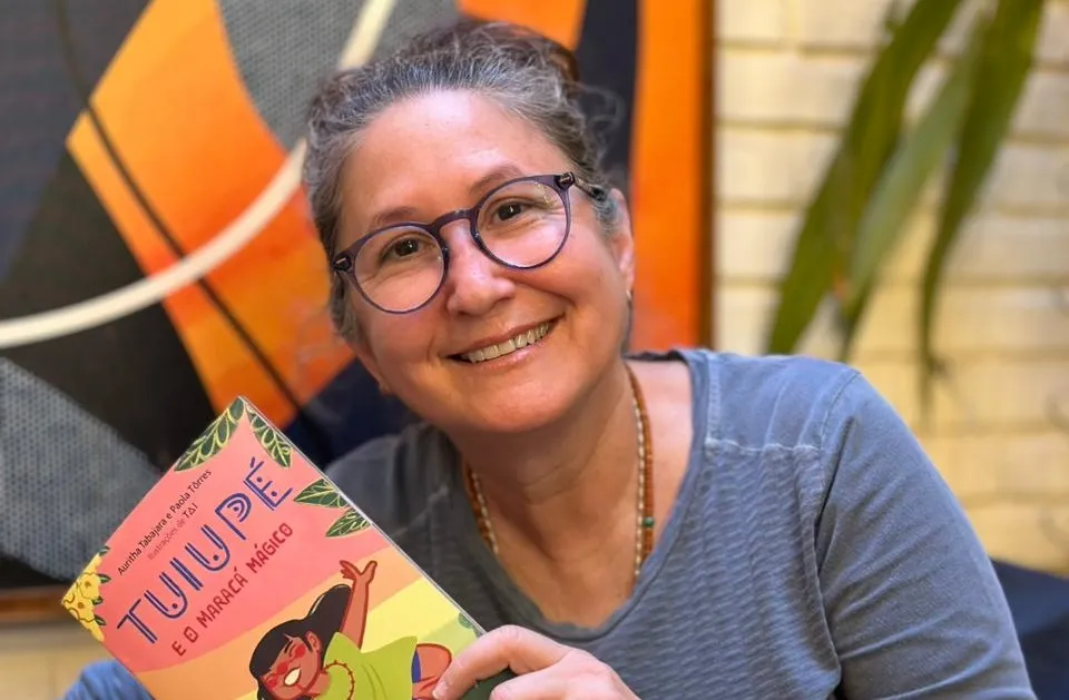 Mais novo livro de Paola Tôrres conquistou o terceiro lugar em vendas na Bienal de São Paulo 2024