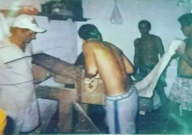 Por volta de 1997, a padaria se modernizou e foi construída de alvenaria, atendendo melhor à clientela
