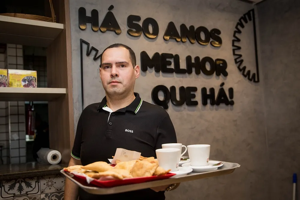 Júlio Cunha é sócio-diretor do negócio e atesta a qualidade do produto: 