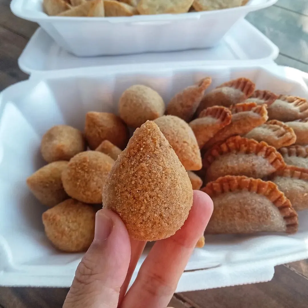 A coxinha de caju da Pimenta Vegana faz parte do cardápio do balaio veg