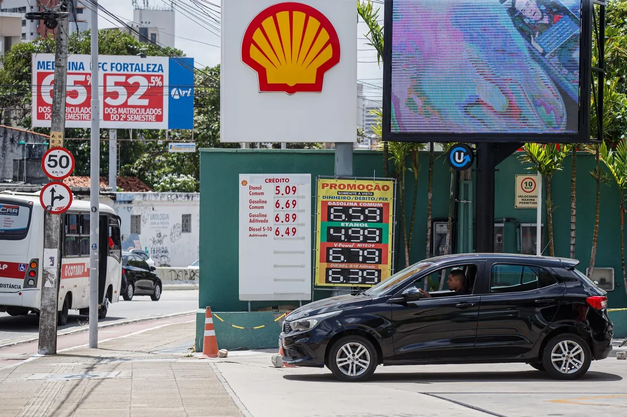 Posto na av. Aguanambi está com preço mínimo de R$ 6,59 na gasolina comum