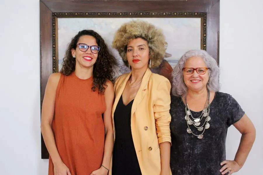 A secretária da Cultura do Ceará Luisa Cela, a futura secretária da Cultura de Fortaleza Helena Barbosa e a presidente do Instituto Dragão do Mar Rachel Gadelha