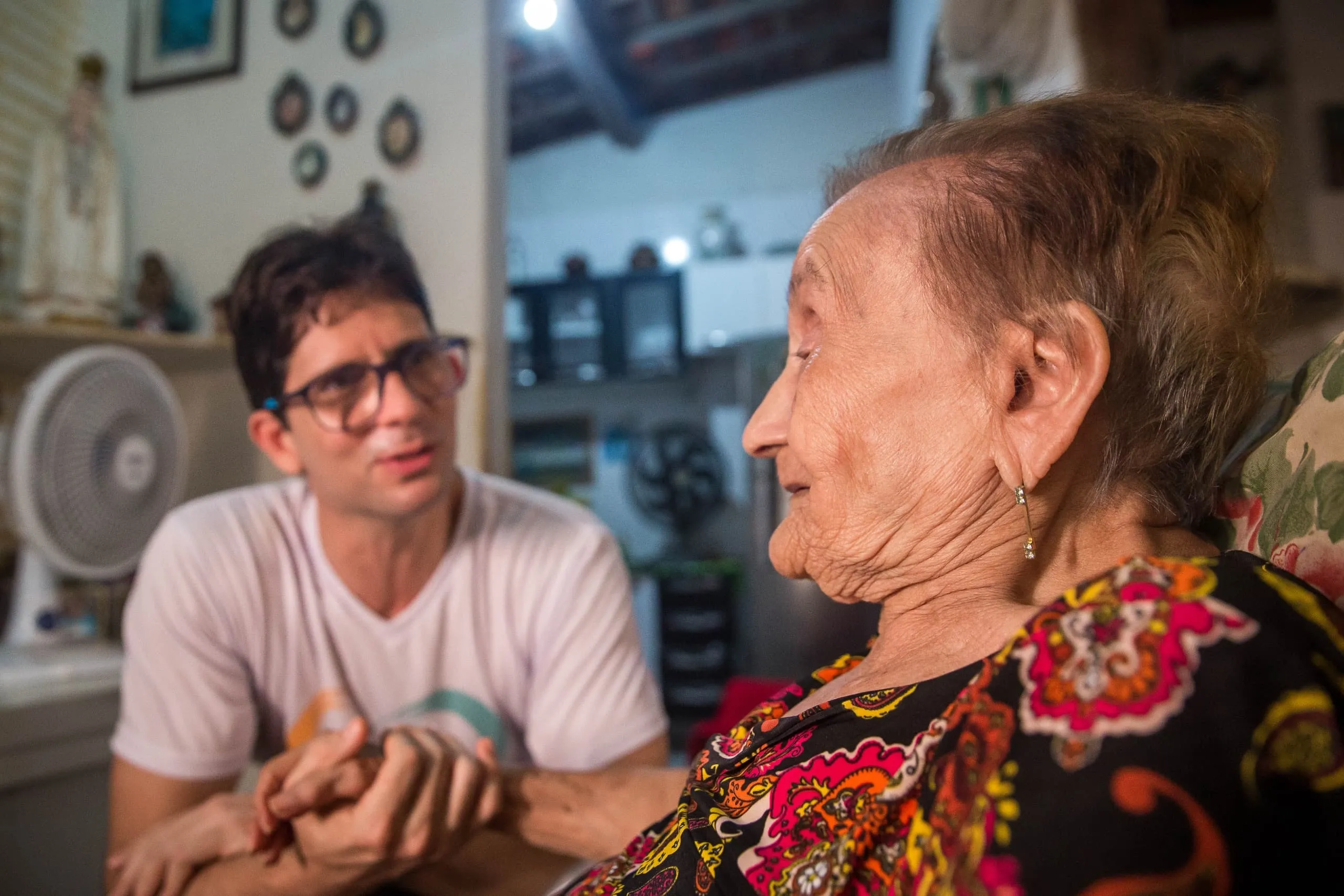 Victor usa a vocação para dar assistência a pacientes em situação de vulnerabilidade