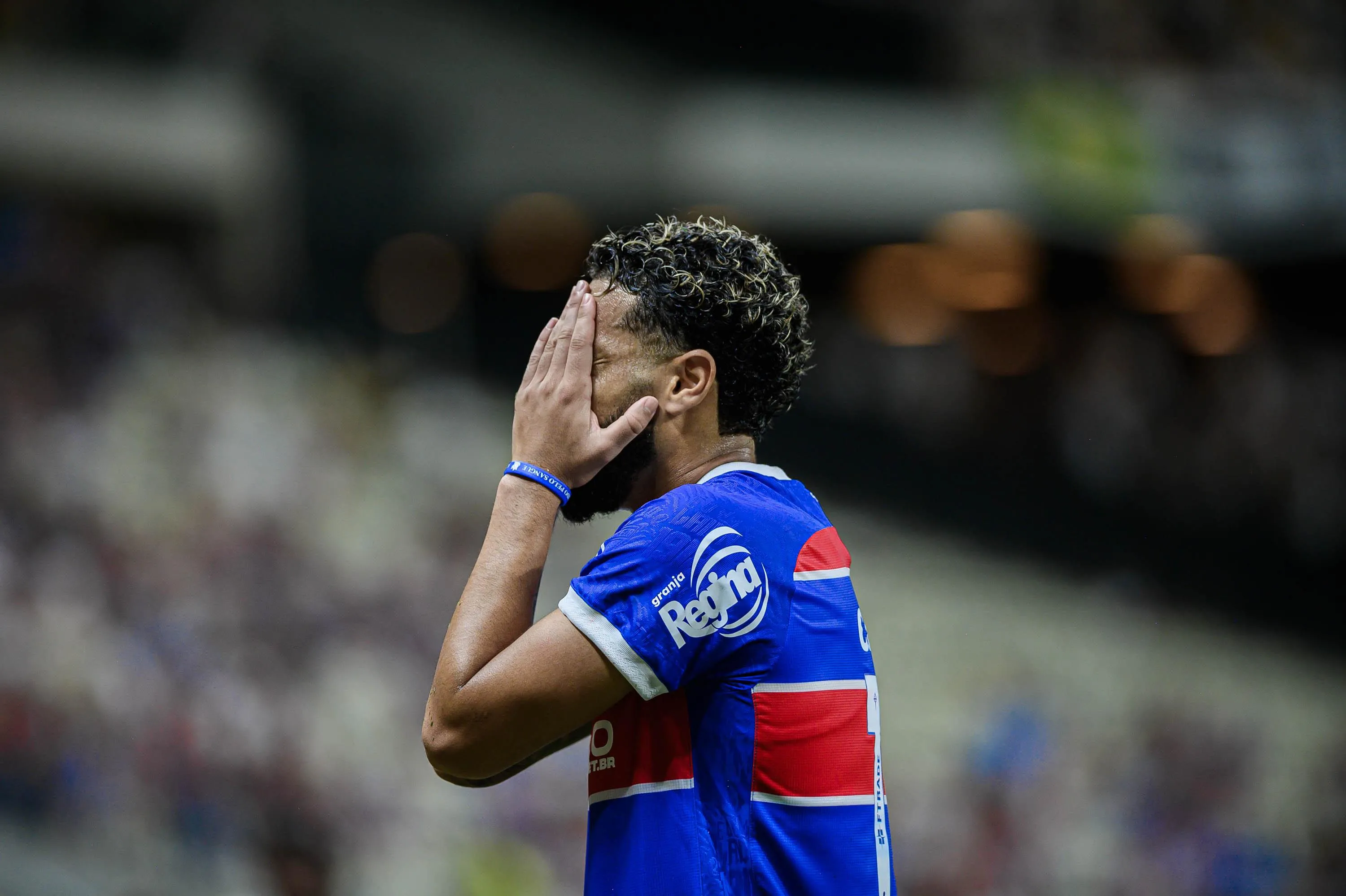 Calebe durante jogo do Fortaleza