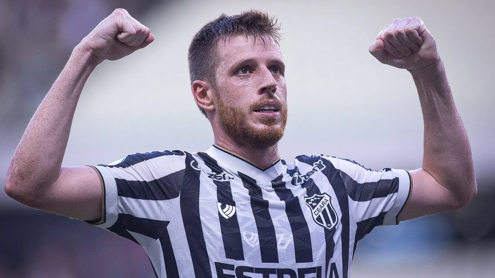 Aylon tem 17 gols com a camisa do Ceará desde 2024