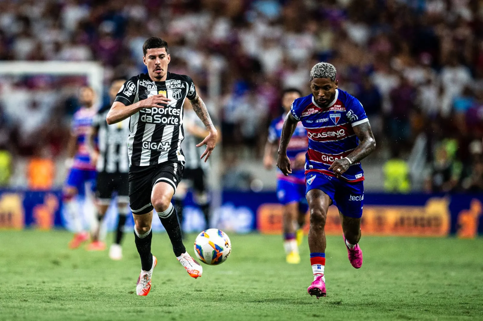O Ceará tem uma invencibilidade recente contra o Fortaleza no Clássico-Rei
