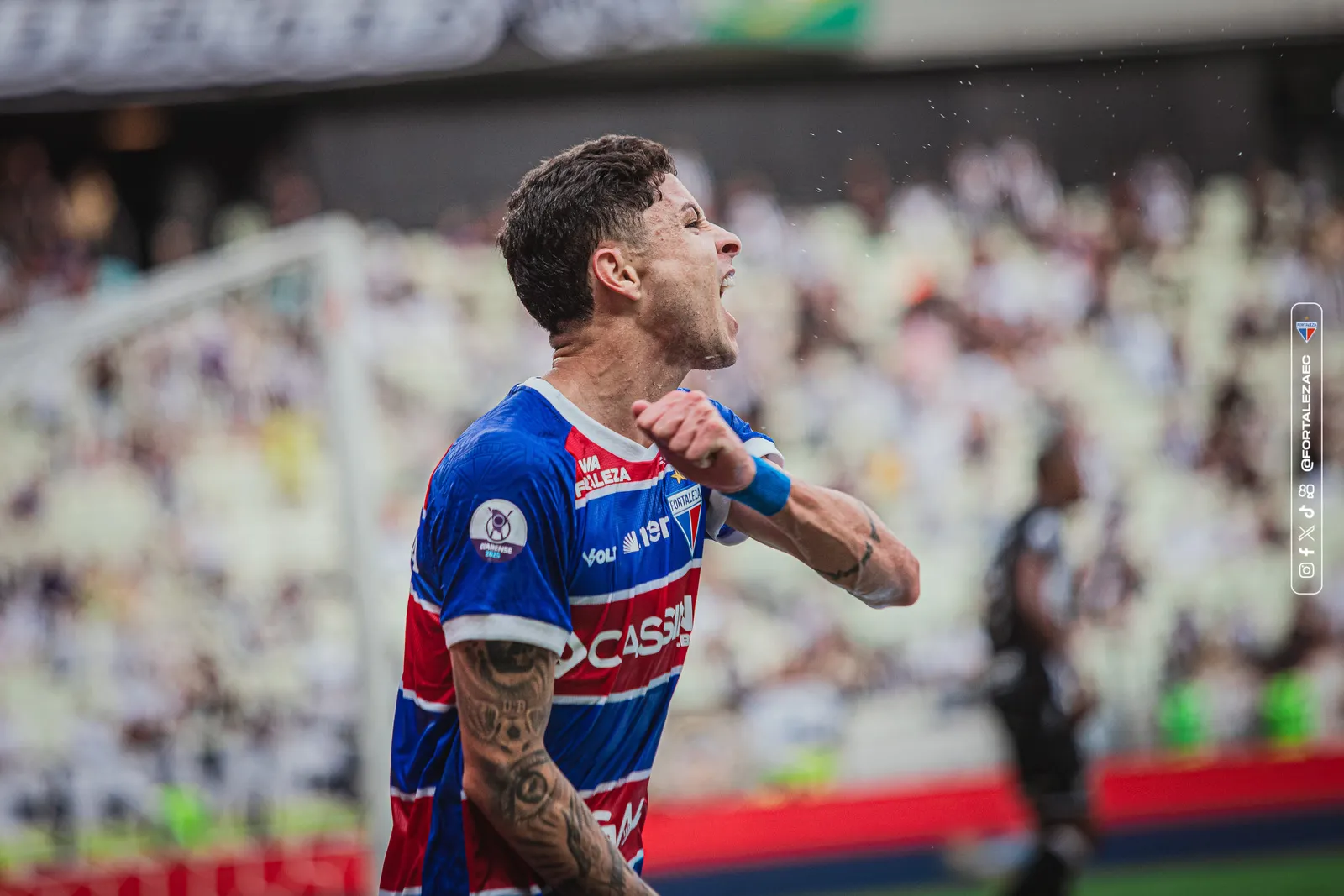 O lateral-esquerdo Diogo Barbosa chegou ao Fortaleza para a temporada de 2025