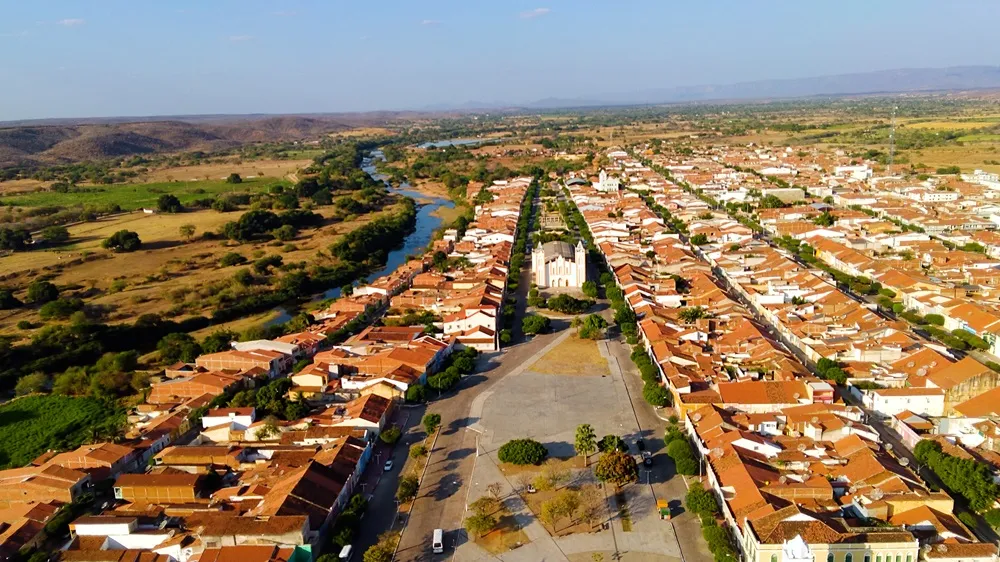 Vista aérea de Icó, cuja influência francesa é sentida até na organização territorial da cidade