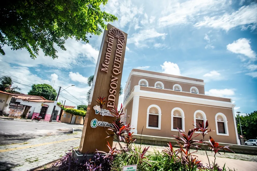 Fachada do Memorial Edson Queiroz, em Cascavel: recanto precioso da história do ilustre industrial