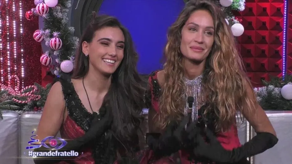 Participantes se envolveram primeiro como amigas e depois como interesse romântico