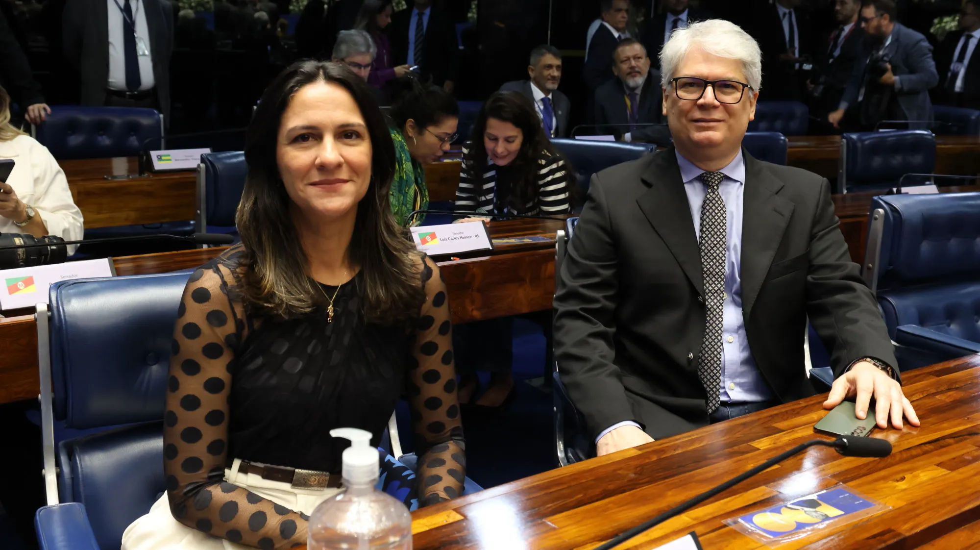Márcia Thé e Leonardo Leal