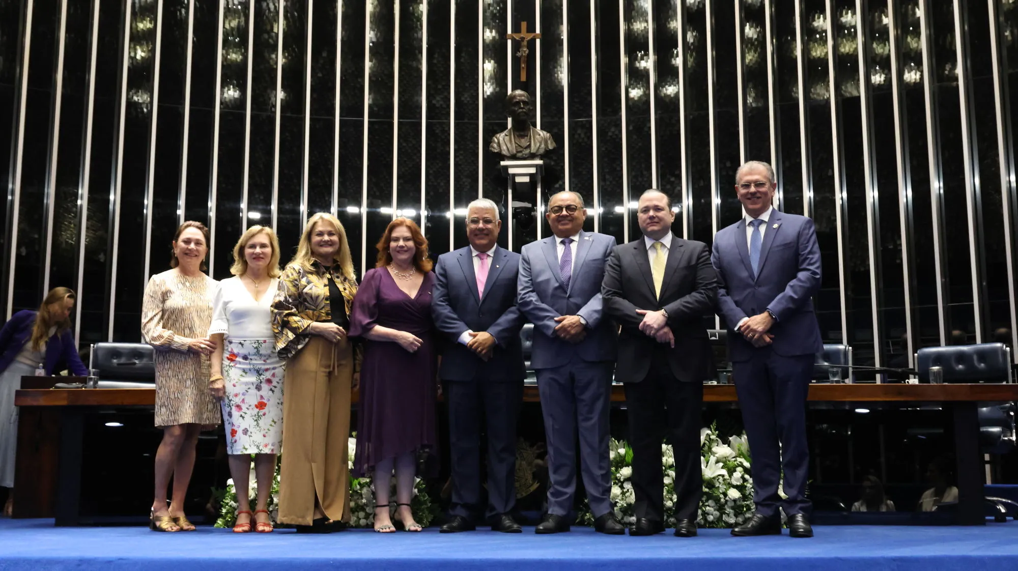 Paula, Renata e Lenise Queiroz, Fernanda Pessoa, Eduardo Girão, Teodoro Silva, Otávio Queiroz e Randal Pompeu