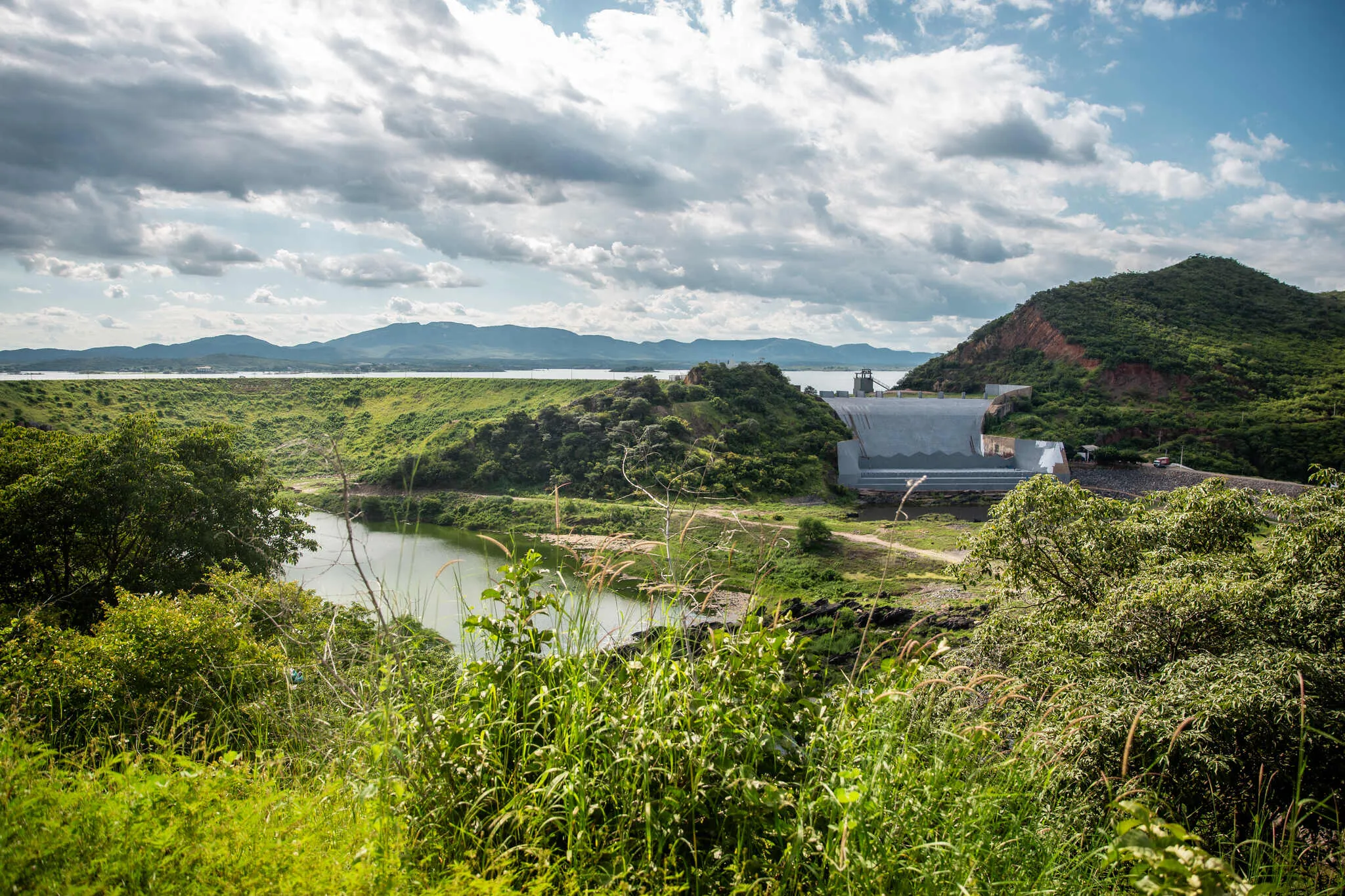 Parede do sangradouro do açude Orós