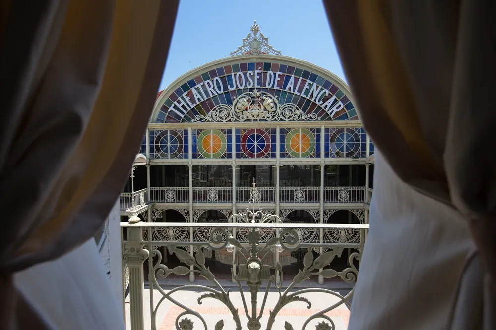 Conforme pesquisa, 67% dos entrevistados conhecem e frequentam o Theatro José de Alencar