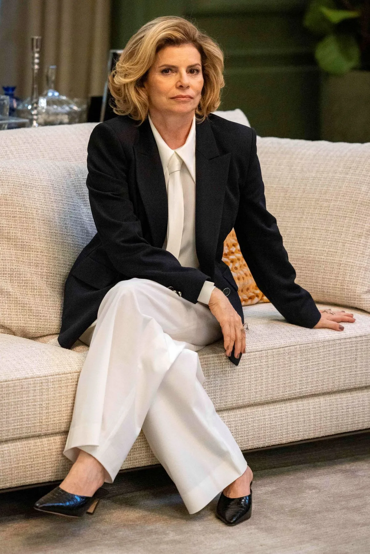 Looks de Odete Roitman são quase todos exclusivos e feitos por medida para Débora Bloch