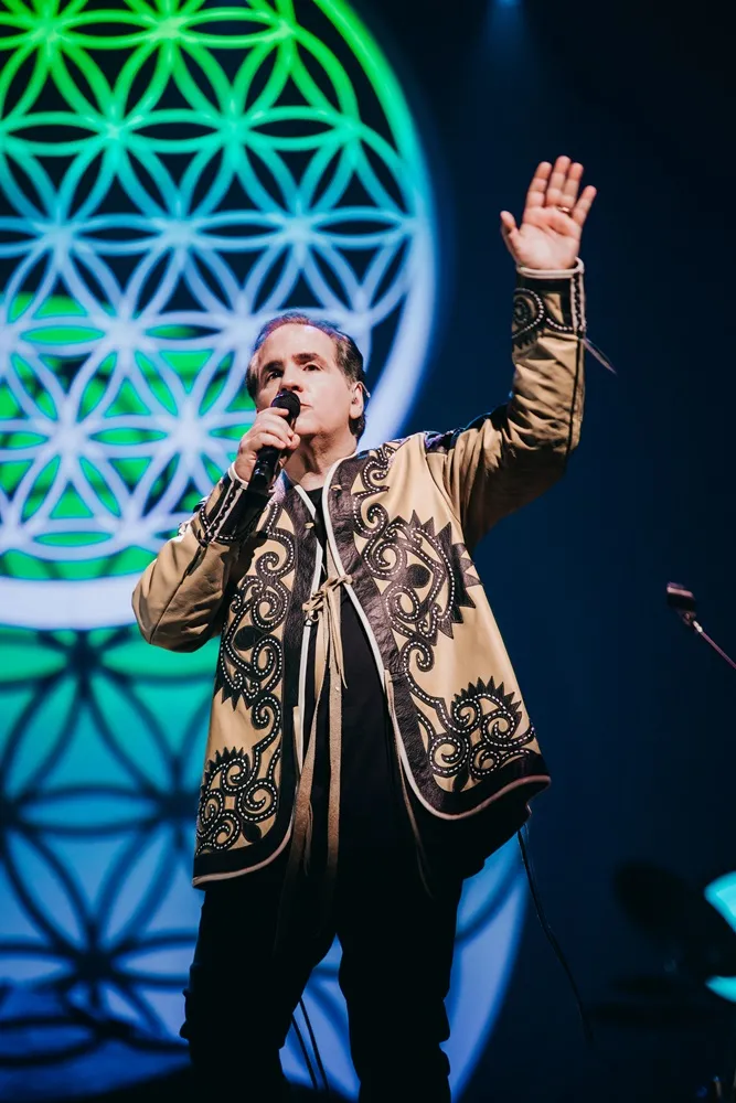 Para Ricardo Bacelar, relevância de lançar um registro audiovisual junto às canções é demarcar que toda música conta uma história