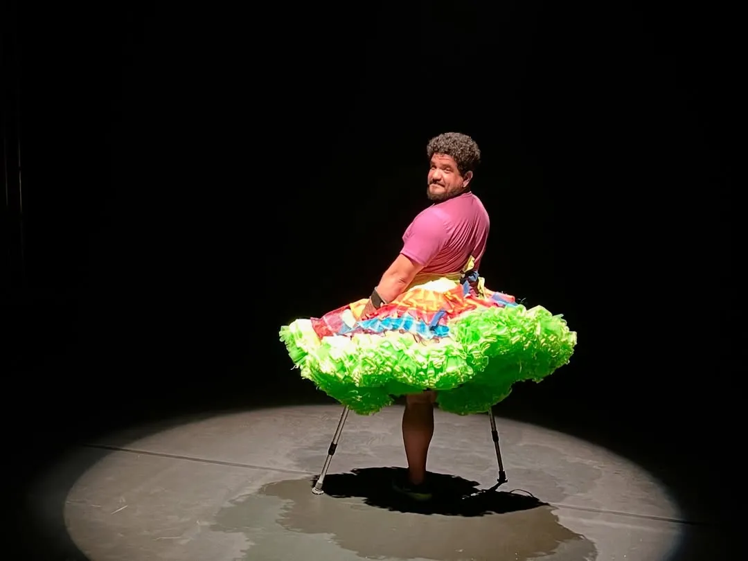 Seis performers participam da videodança 