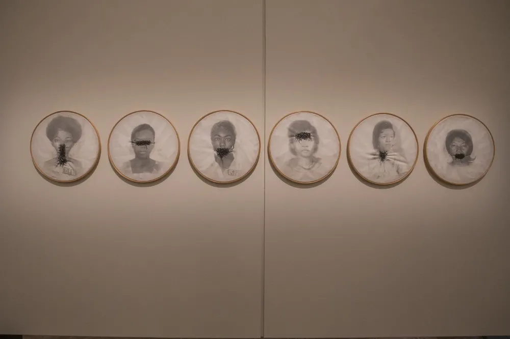 Fragmentos da exposição “MAM São Paulo Pinacoteca do Ceará: Figura e Paisagem, Palavra e Imagem”