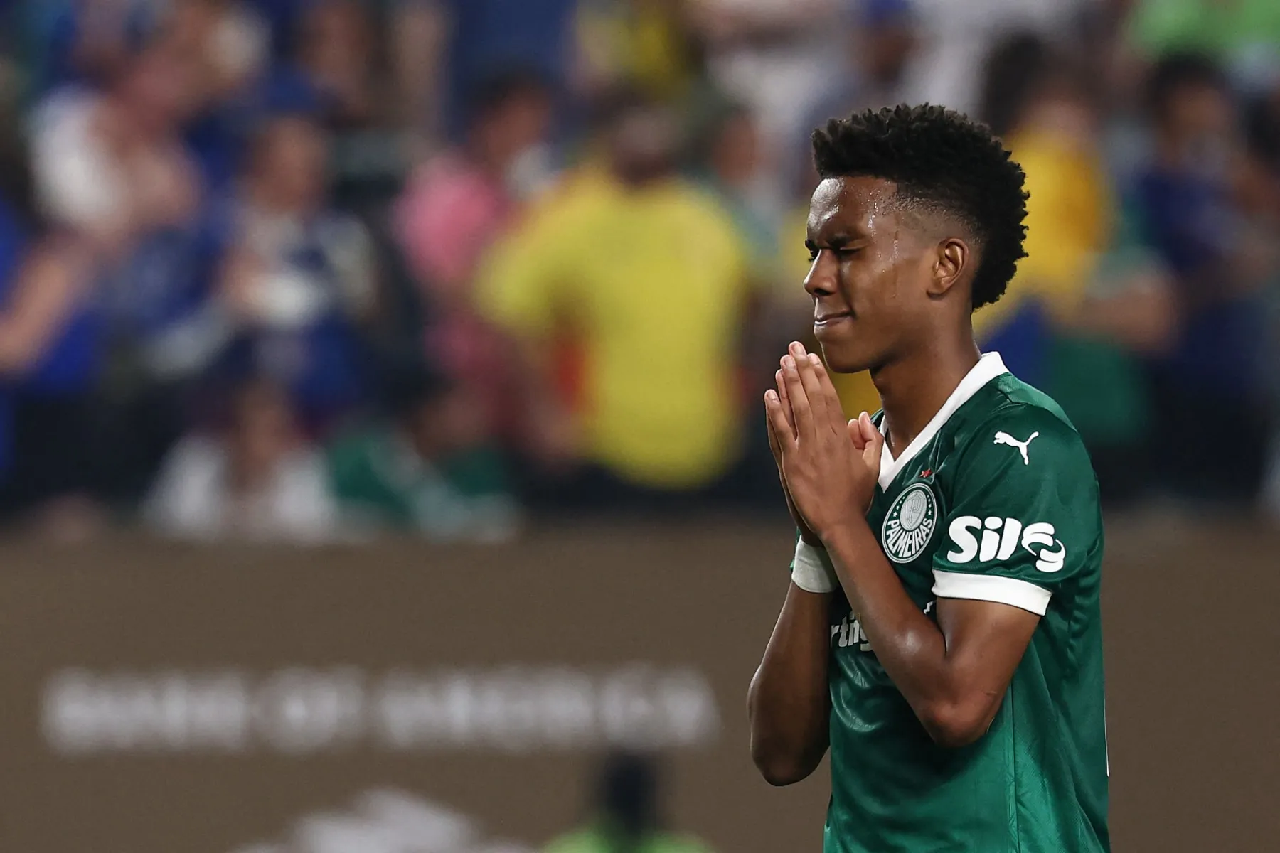 O Palmeiras se despediu do Mundial de Clubes nas quartas de final contra o Chelsea