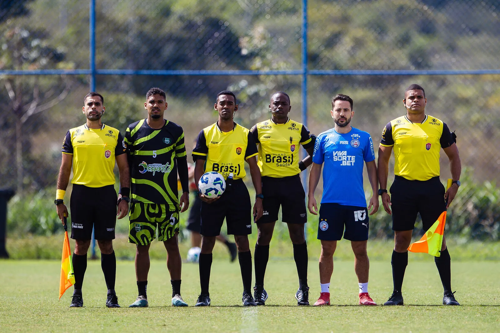 Na preparação, o Bahia goleou a seleção de Simões Filho por 6 a 0 na intertemporada