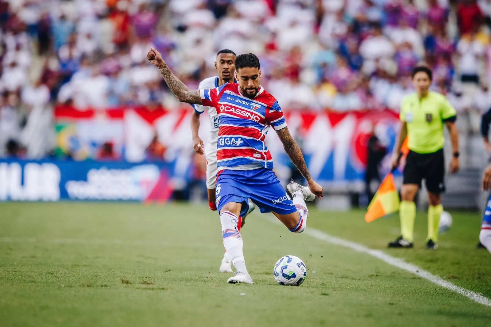 Matheus Pereira durante jogo do Fortaleza