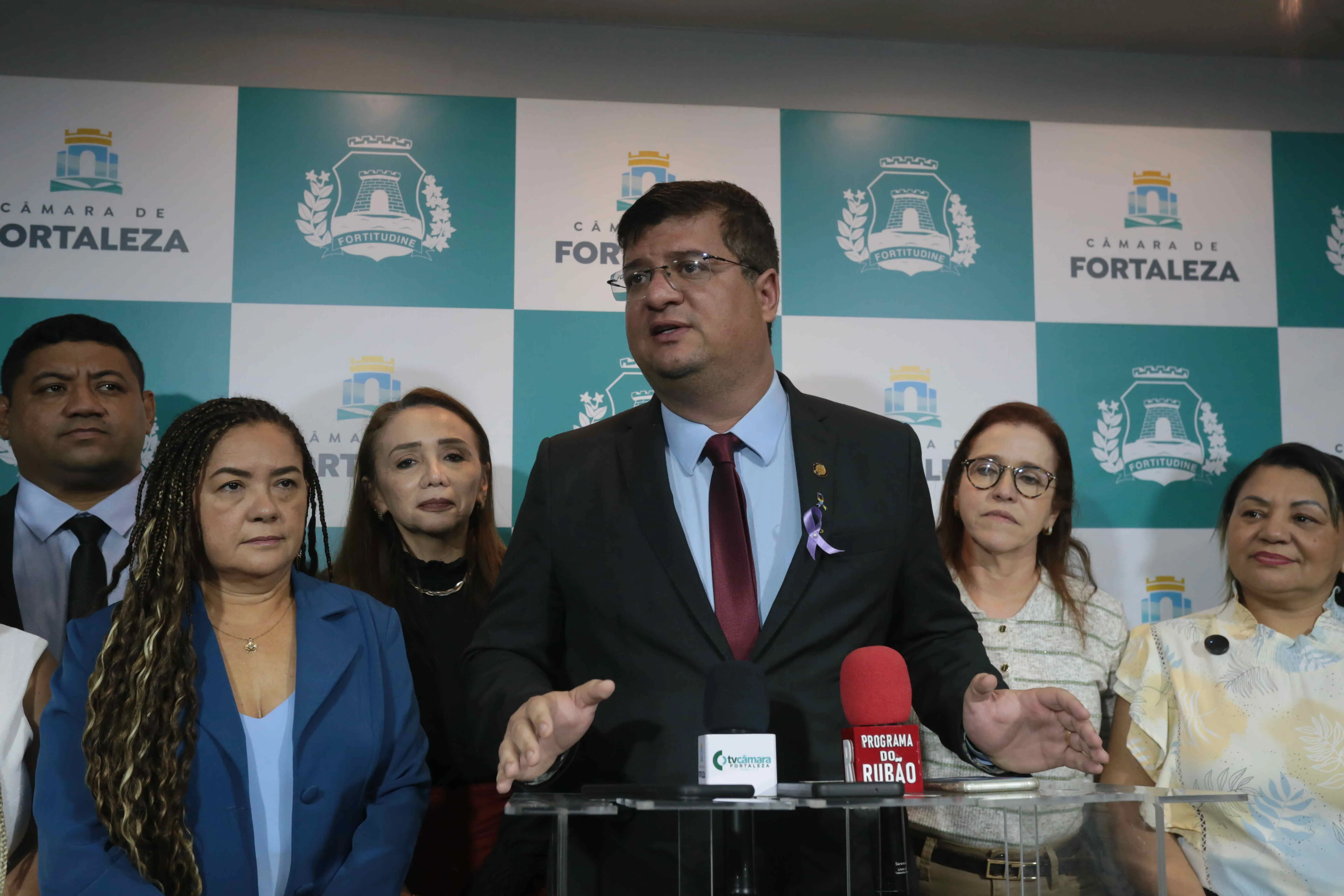 Próximo encontro deve ser com Osmar Baquit ou Idilvan Alencar, afirmou Bruno Mesquita (PSD)
