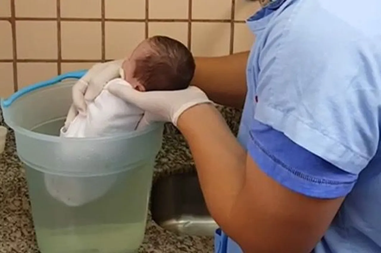 A tese da equipe é de que o uso da rede, isoladamente ou associada à hidroterapia, ajuda a simular as características tranquilas do ambiente intrauterino