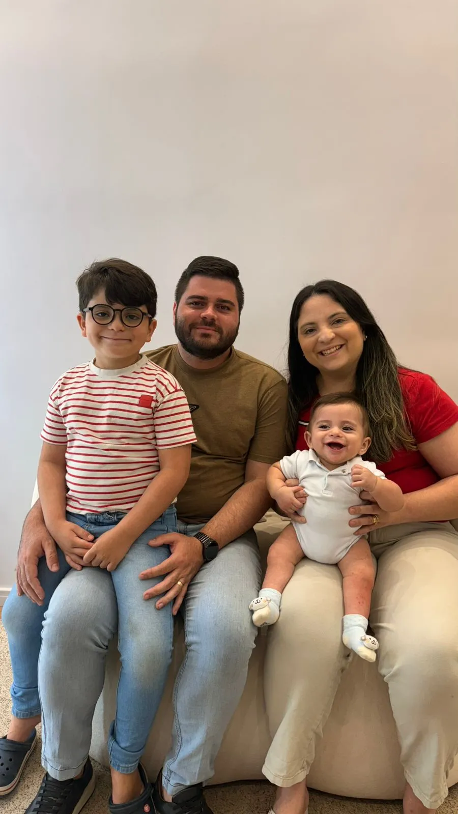 Além do pequeno José, Graziele e Lucas tem Isaac, de 7 anos