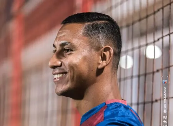Rodrigo não atuou em nenhuma partida sob o comando de Renato Paiva