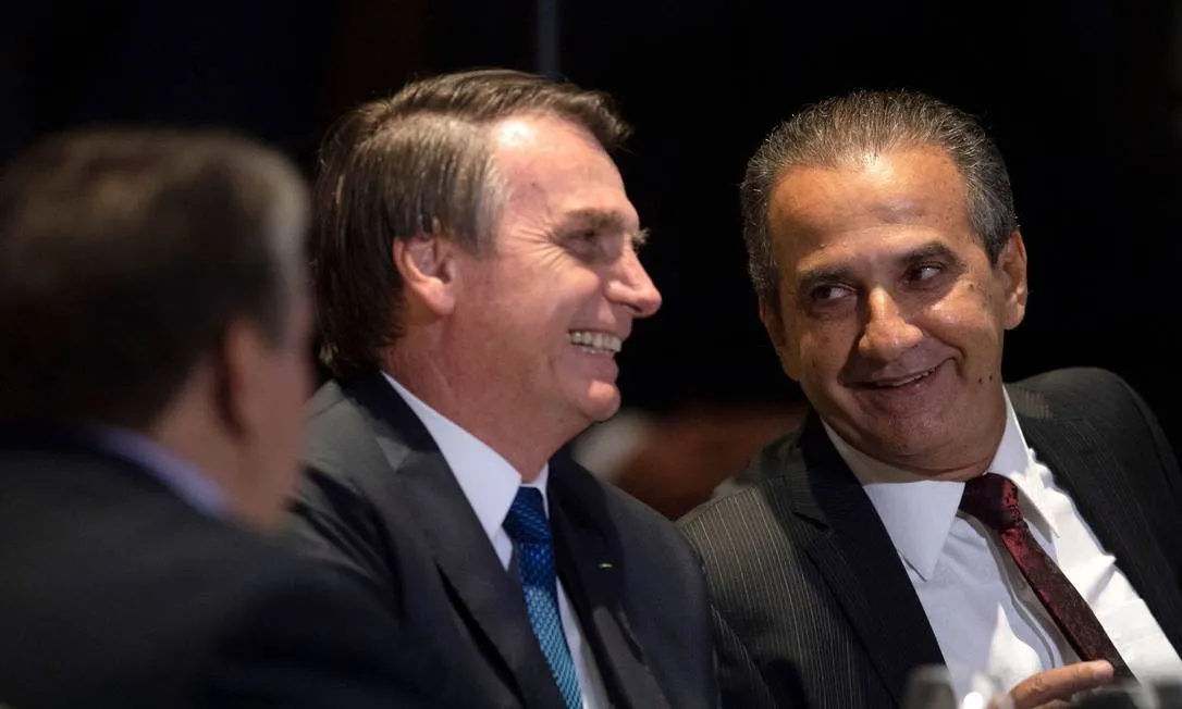 Silas foi quem celebrou o casamento de Bolsonaro com Michelle, em 2013