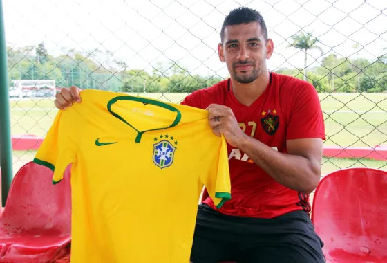 Em grande fase no Sport, o meia Diego Souza foi convocado para a Seleção Brasileira em 2017
