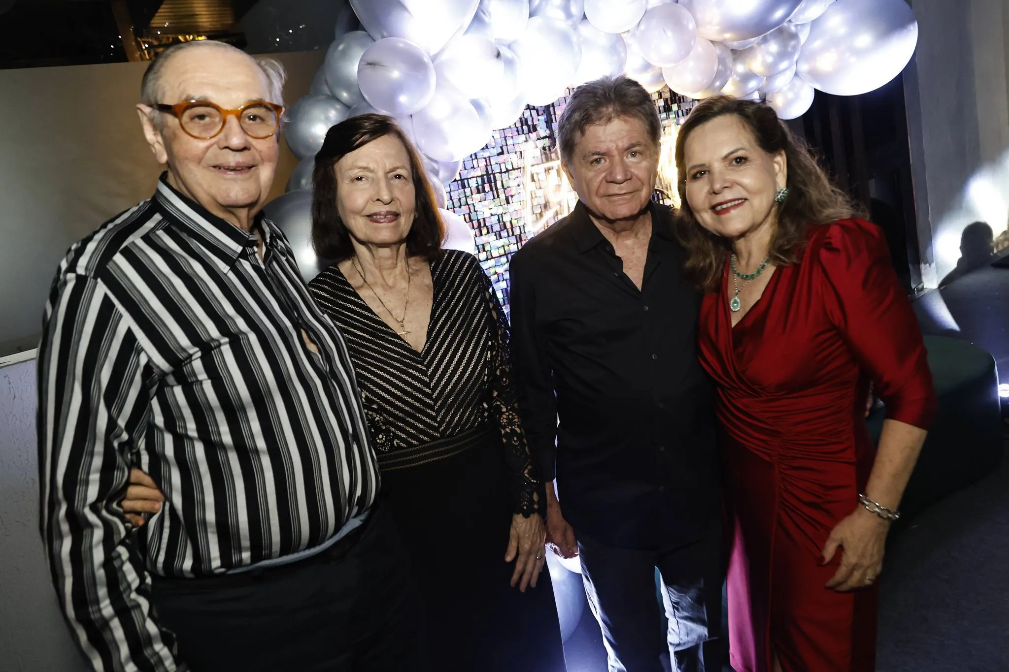 Inês e Roberto Porto com Jurandir e Eliane Picanço