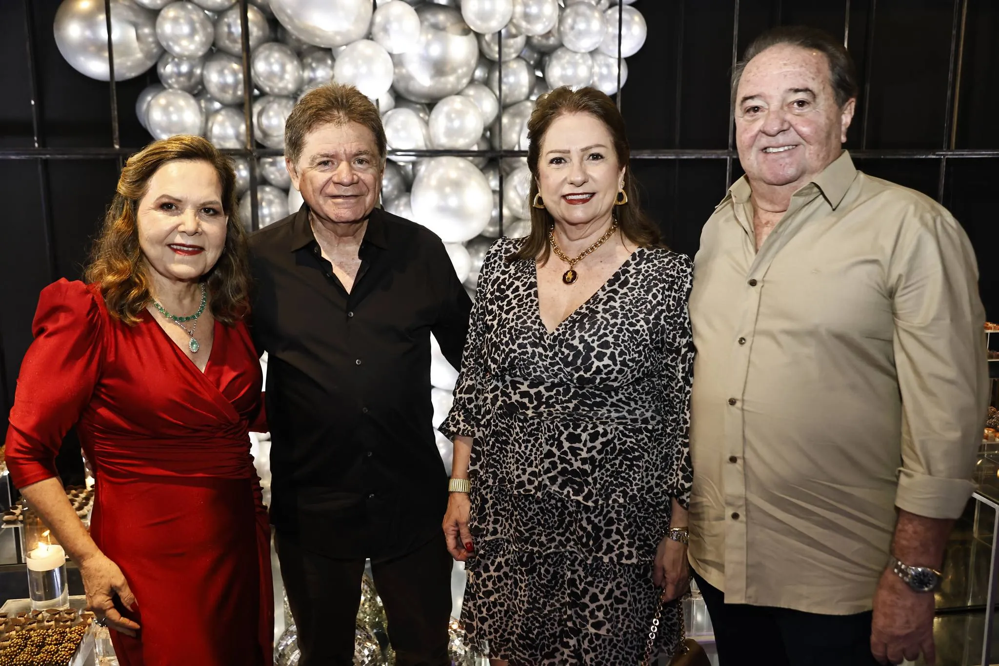 Inês e Roberto Porto com Cristina e Chiquinho Aragão